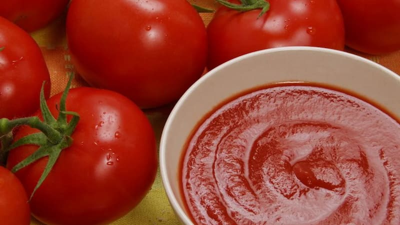 تصویر 1 از رب گوجه فرنگی هایلی با طعم متعادل و کیفیت مناسب آشپزی